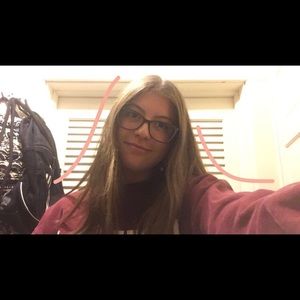 Meet your Posher, Meredith